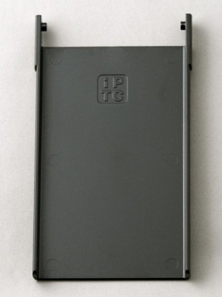 画像1: 着替えカバー樹脂【黒色】for iPhoneSE3/SE2 (1)